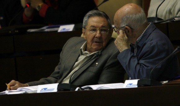 Raúl Castro: Las medidas que estamos aplicando están dirigidas a preservar el socialismo