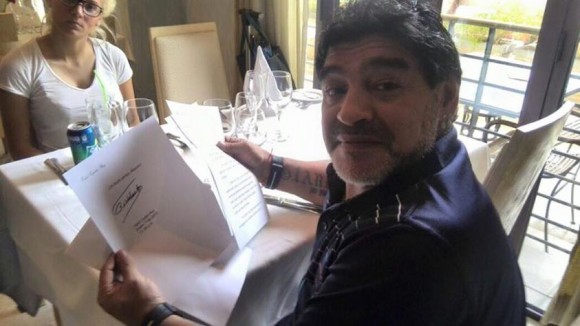Envía Fidel carta a Diego Armando Maradona