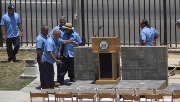 Cientos de periodistas en reapertura de embajada estadounidense en Cuba