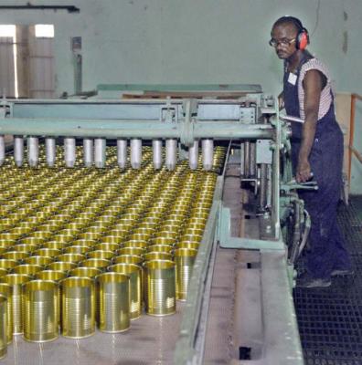 Industria cubana obstaculizada por bloqueo estadounidense
